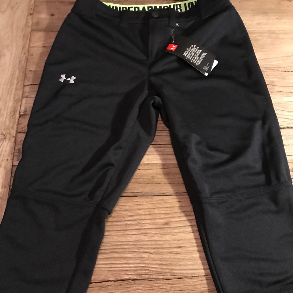 BRAND NEW!!! Under Armor Women’s Softball pants